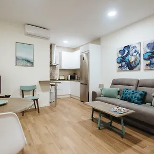 Apartamento Aitana, Vistas Iglesia Magdalena Desde Azotea, Sevilla